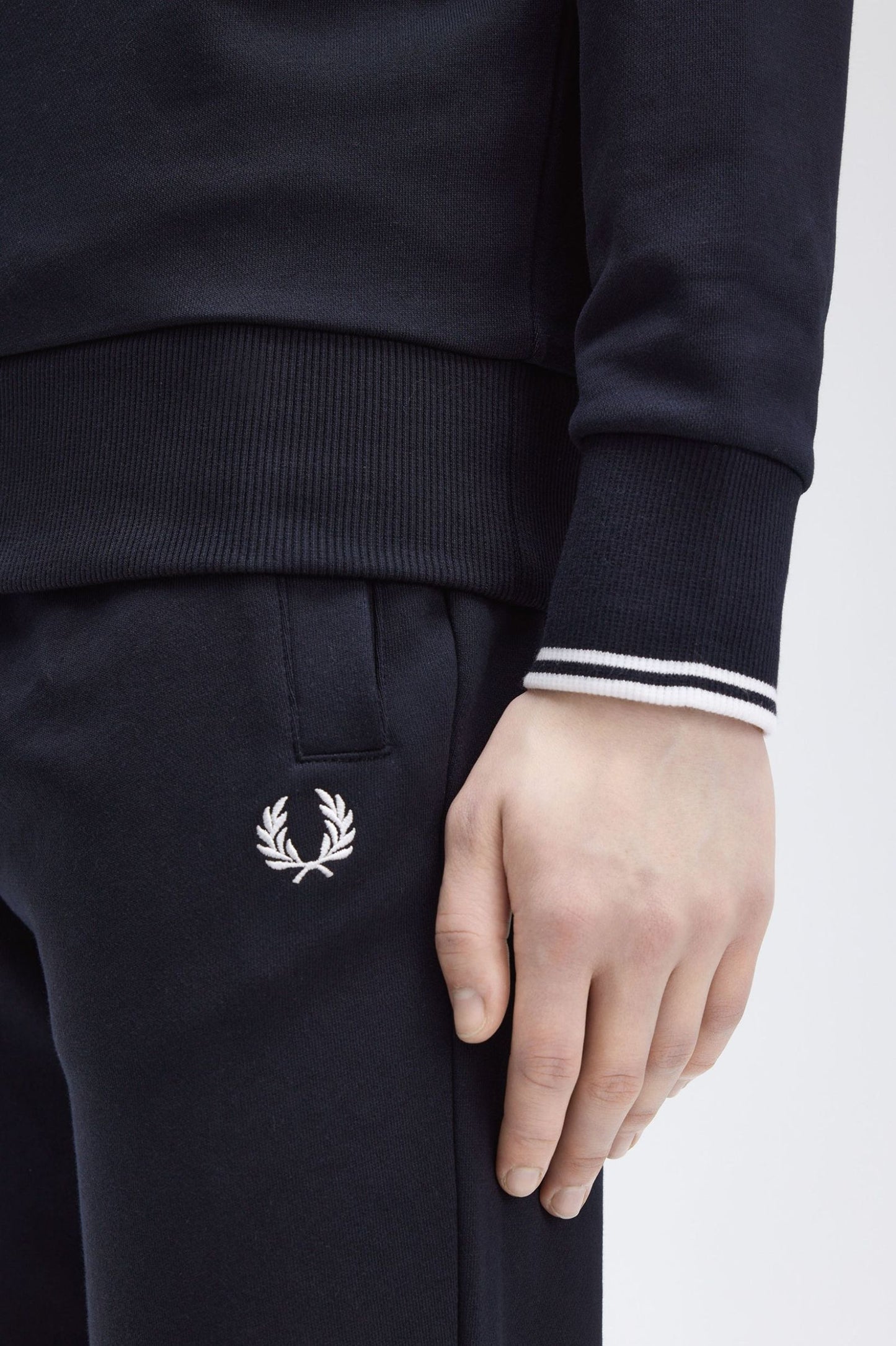 SUDADERA FRED PERRY